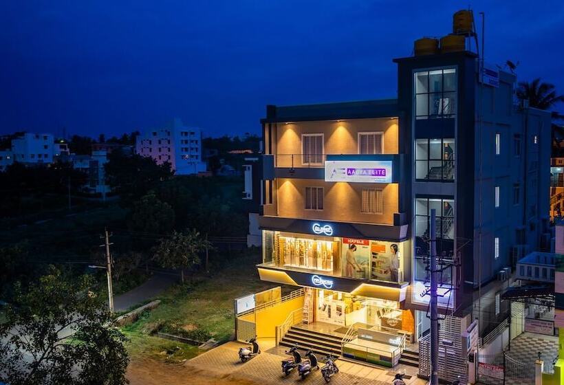 هتل Aadya Elite