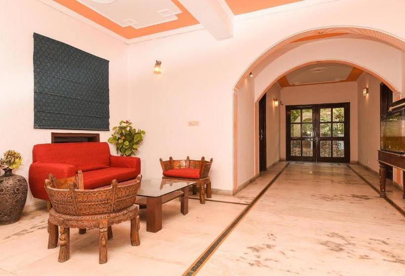 هتل Oyo 15625 Royal Logix