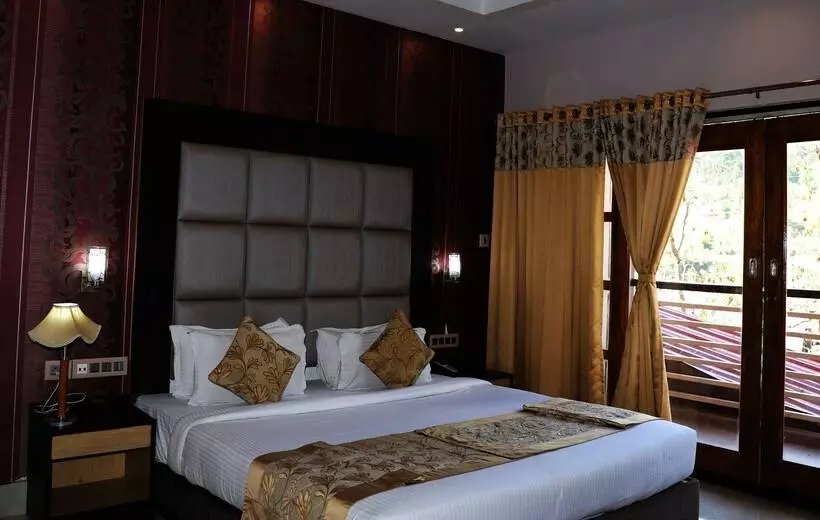 هتل Pride Terrace Valley Resort Gangtok