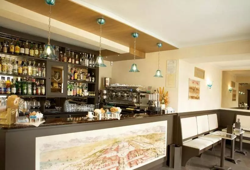 La Finestra Sulla Reggia