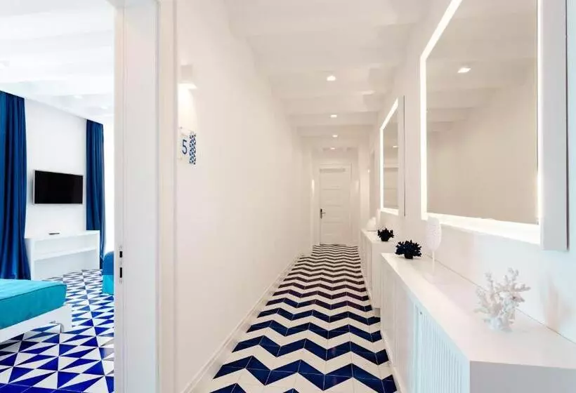 پانسیون Maison Blu   Intimate Guesthouse