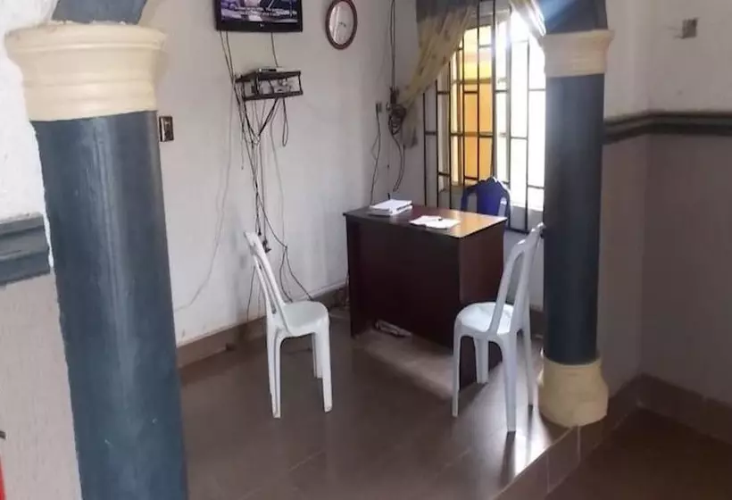 Pillar Luxury Hotel Annex