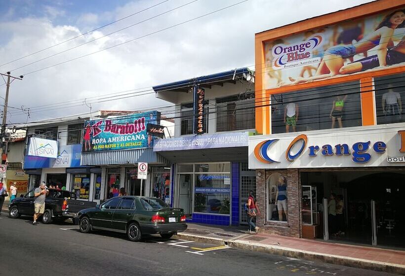 مبيت وإفطار Hojarascas