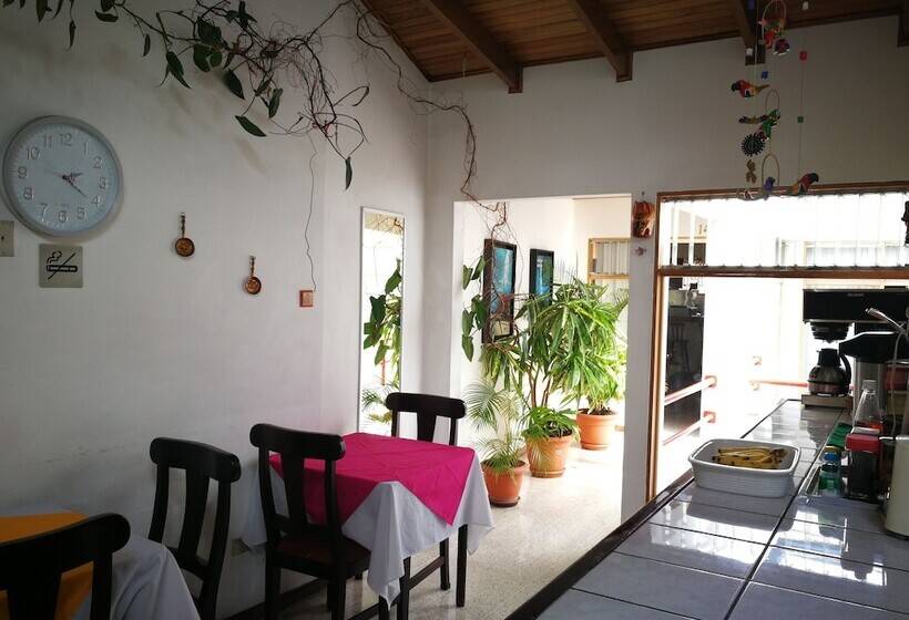 مبيت وإفطار Hojarascas