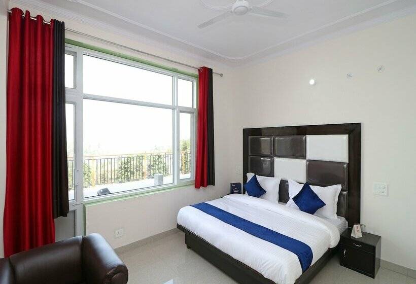 Отель Benog Breeze By Oyo Rooms