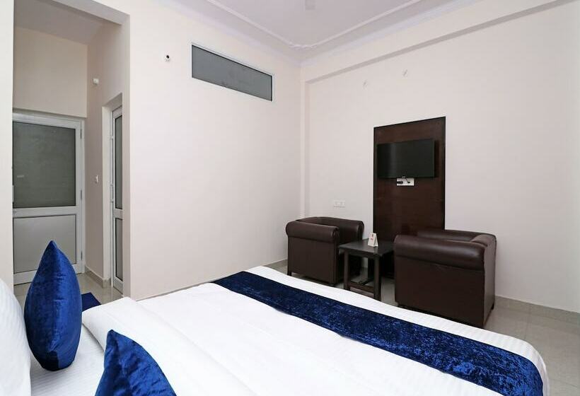 Отель Benog Breeze By Oyo Rooms