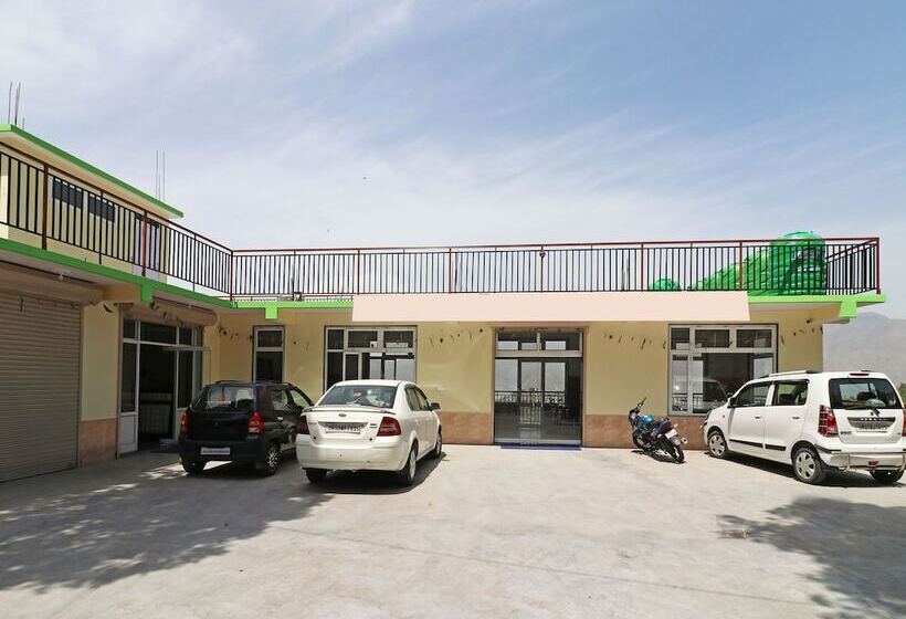 Отель Benog Breeze By Oyo Rooms