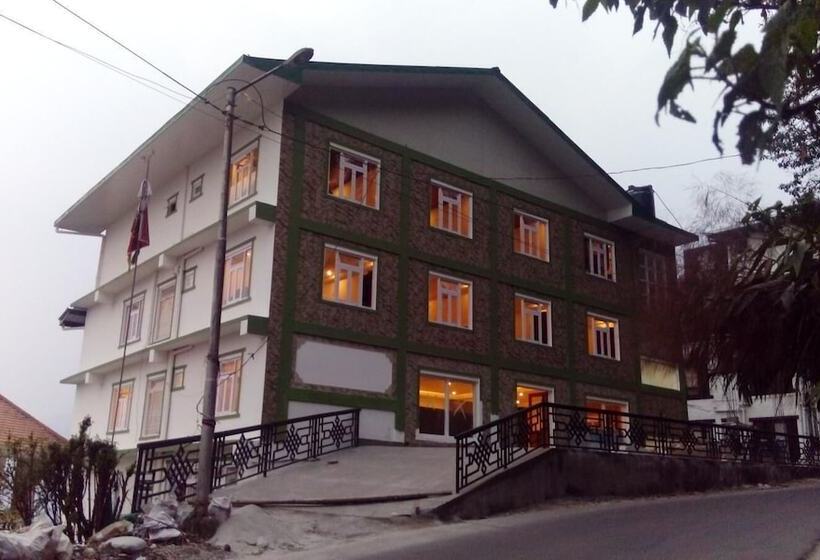 酒店 Daizzo Maple Residency