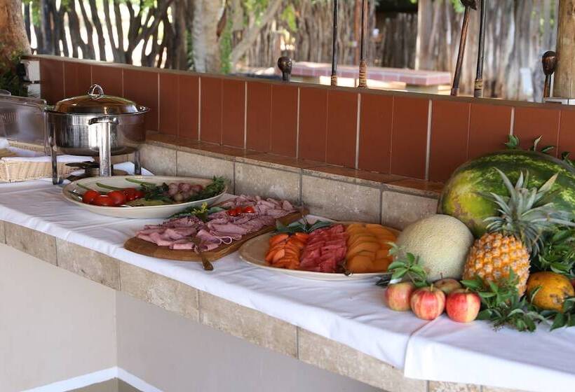 هتل Guest Farm Kiripotib