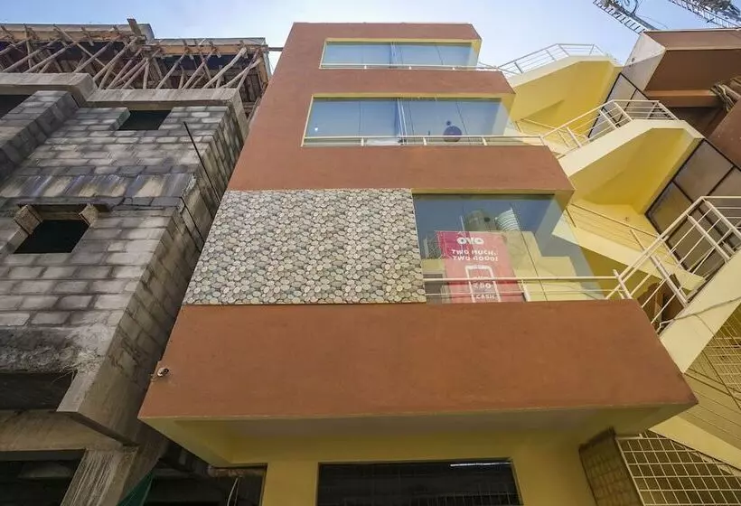 هتل Oyo 24850 Stay Zone