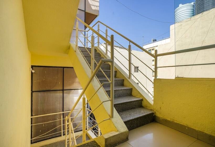 فندق Oyo 24850 Stay Zone