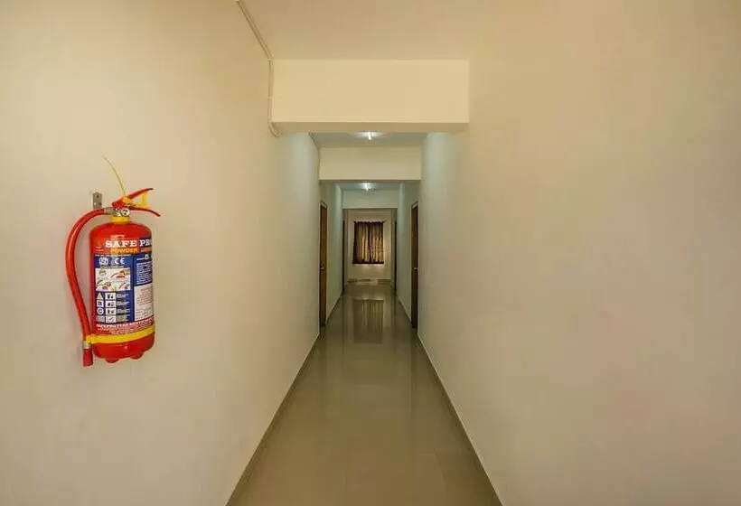 هتل Oyo 24850 Stay Zone