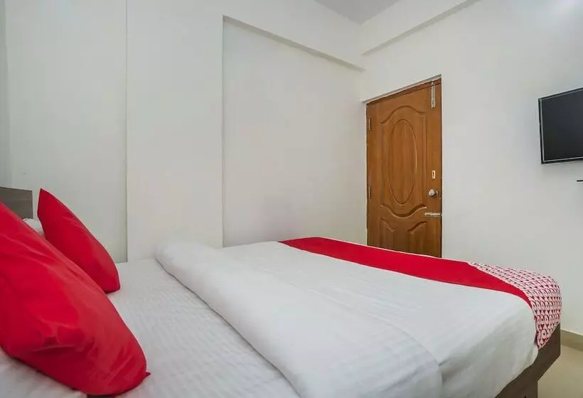 هتل Oyo 24850 Stay Zone