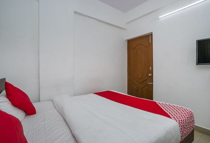 فندق Oyo 24850 Stay Zone