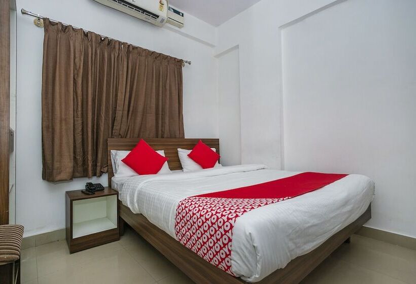 فندق Oyo 24850 Stay Zone