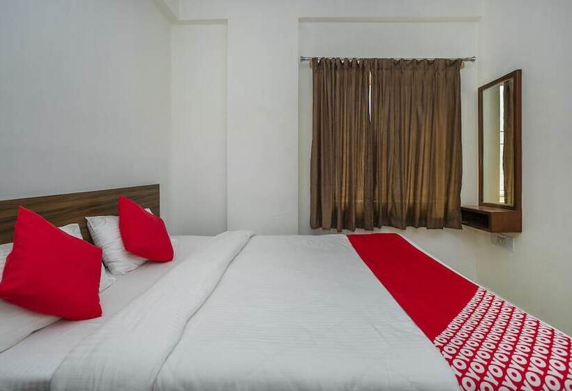 فندق Oyo 24850 Stay Zone