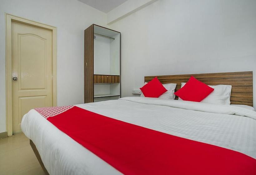 فندق Oyo 24850 Stay Zone