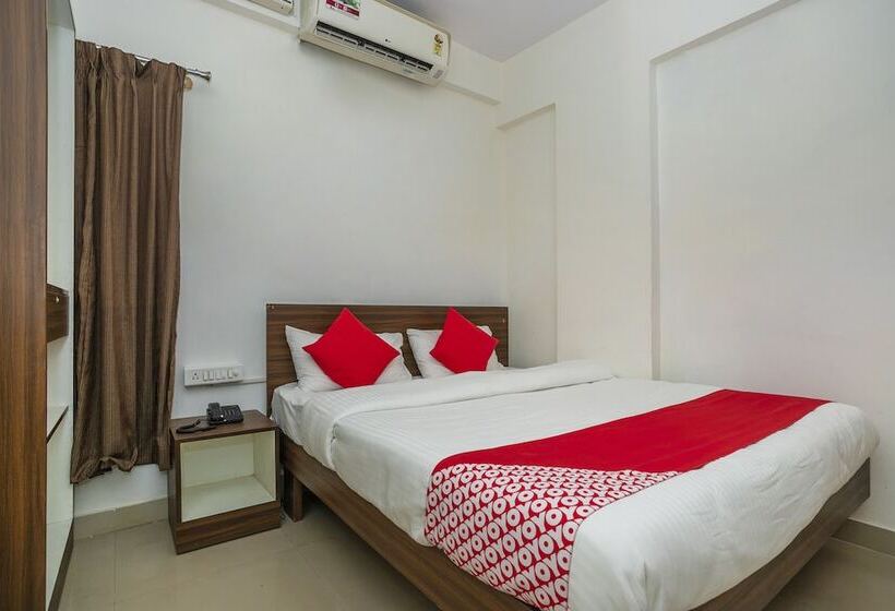 فندق Oyo 24850 Stay Zone