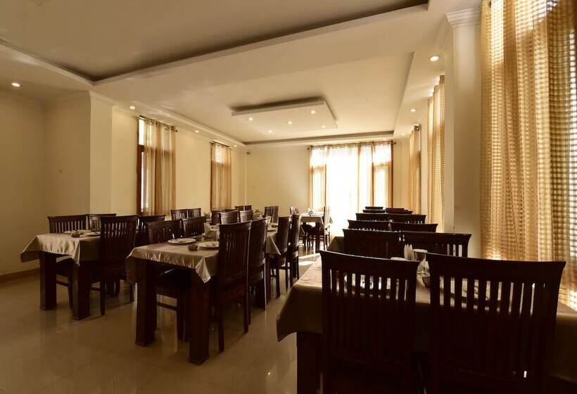 ホテル Soulful Sojourns By Oyo Rooms