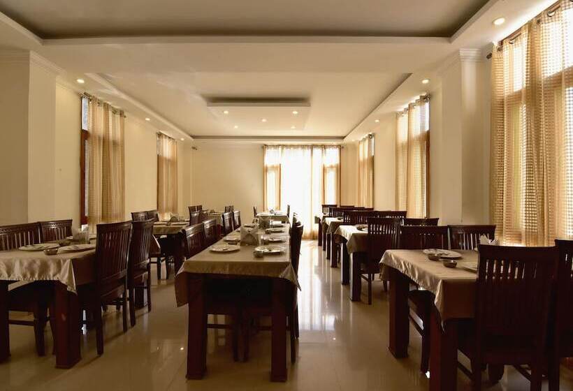 ホテル Soulful Sojourns By Oyo Rooms