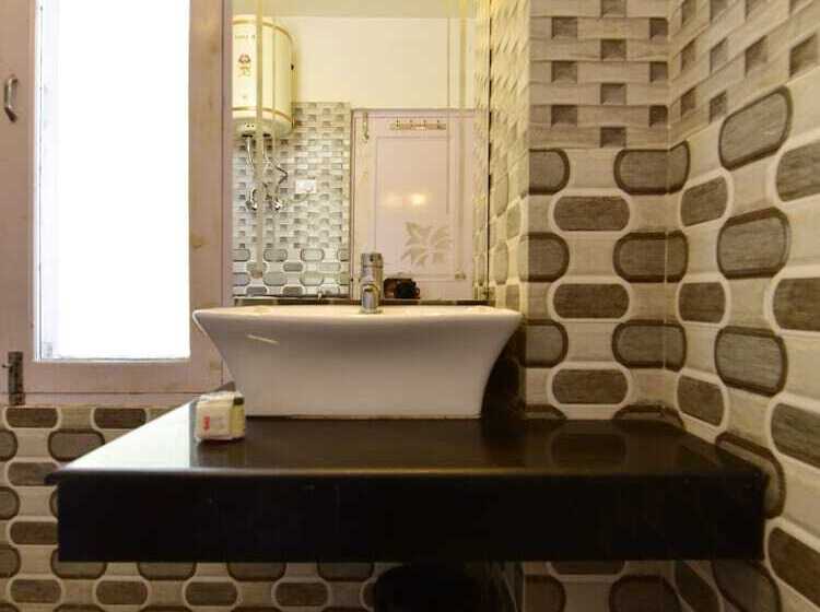 ホテル Soulful Sojourns By Oyo Rooms