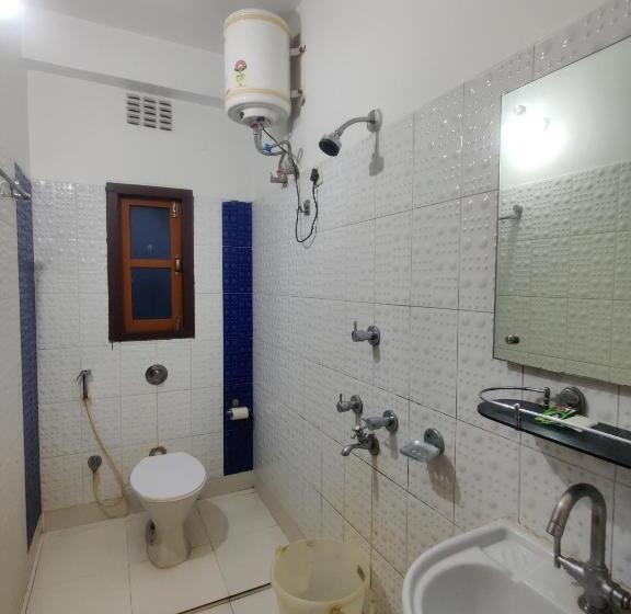 هتل Chas Swastik Regency