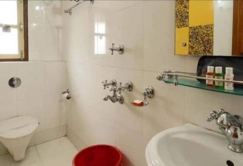 هتل Chas Swastik Regency