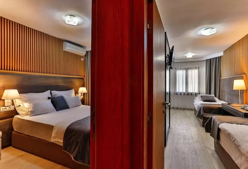 هتل Villa Dvor Kornic
