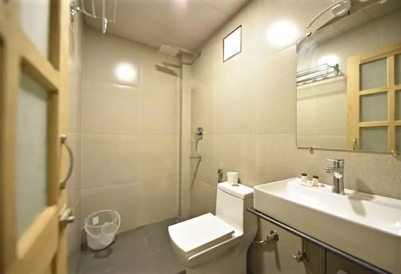 ホテル Winterfell The Stay By Oyo Rooms