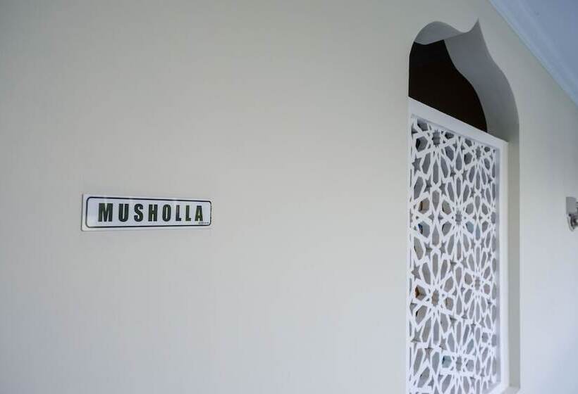 Urbanview Hotel Syariah Casa Azmya Yogyakarta