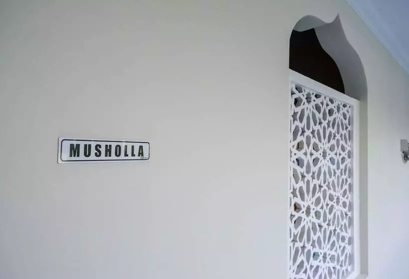 Urbanview Hotel Syariah Casa Azmya Yogyakarta