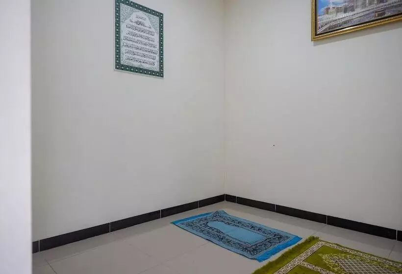Urbanview Hotel Syariah Casa Azmya Yogyakarta