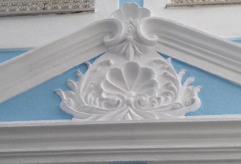 تختخواب و صبحانه Casa Azul