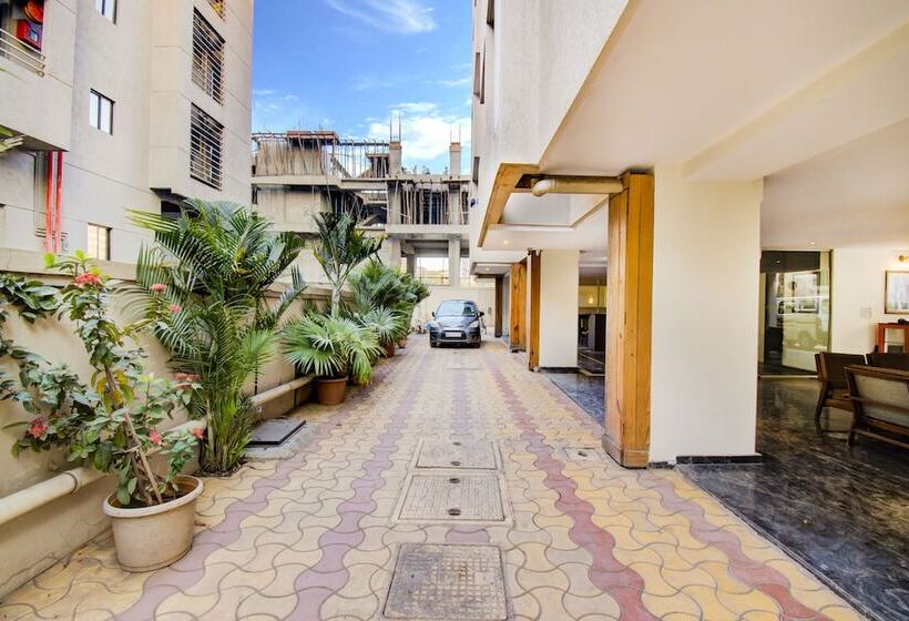 Fabhotel Home From Home