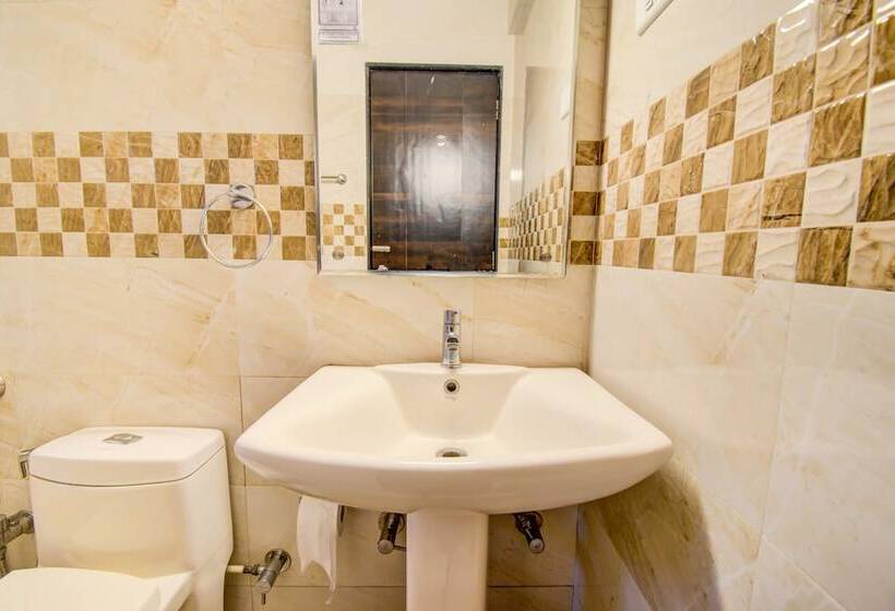 Fabhotel Home From Home