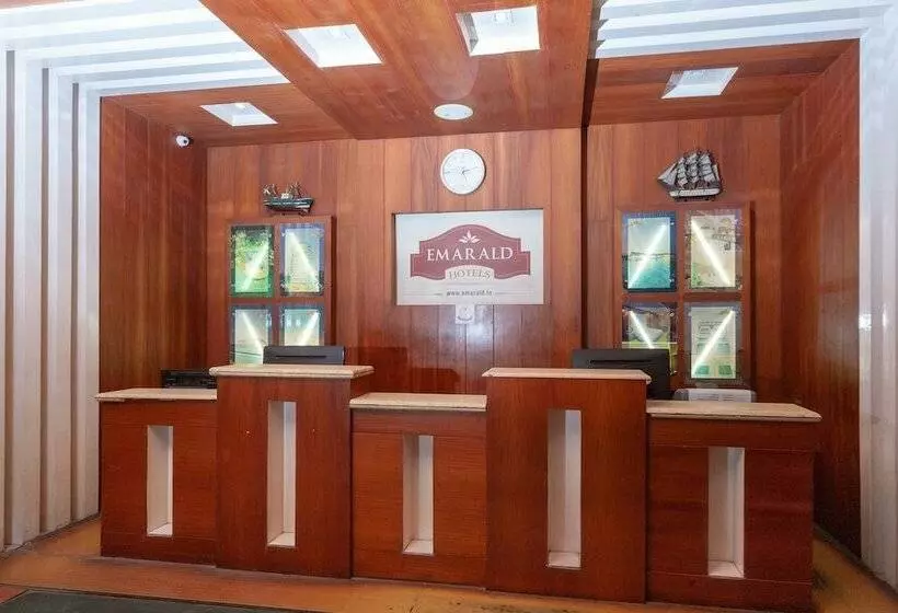 هتل Capital O 8145 Emarald