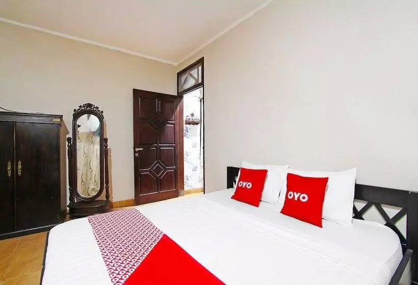 ホテル Trihakso Guest House Near Kaliurang Redpartner