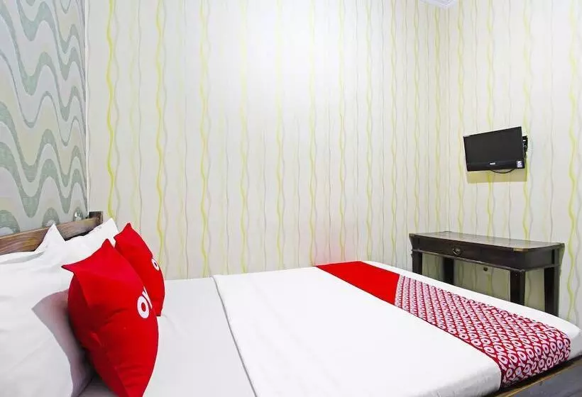 ホテル Trihakso Guest House Near Kaliurang Redpartner