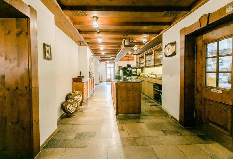 Отель Landgasthof Zum Herz