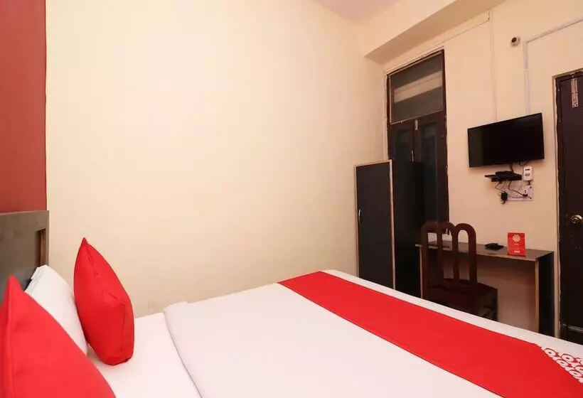 هتل Mehak Palace By Oyo Rooms