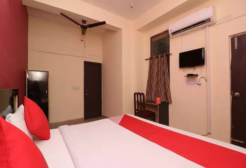 هتل Mehak Palace By Oyo Rooms
