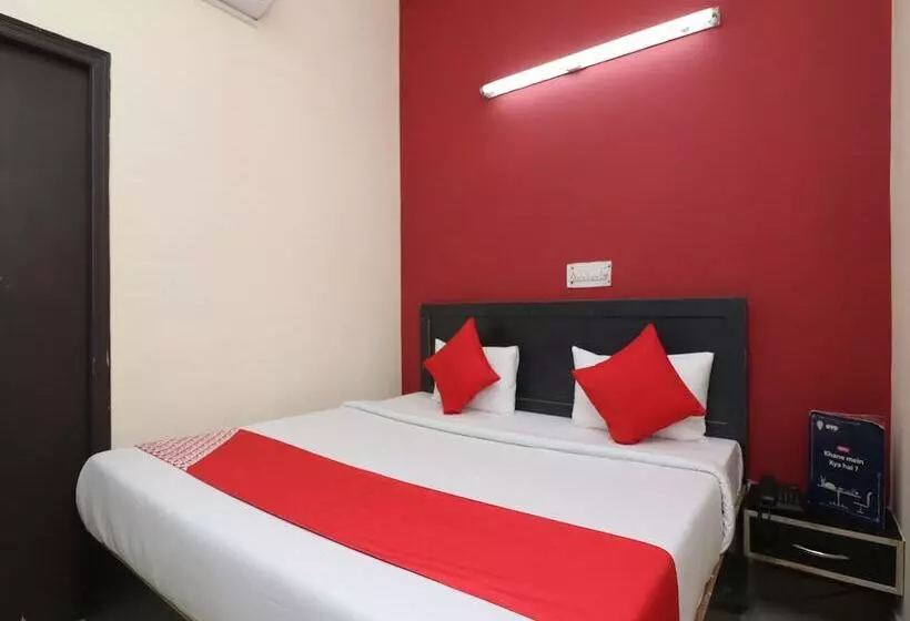 هتل Mehak Palace By Oyo Rooms