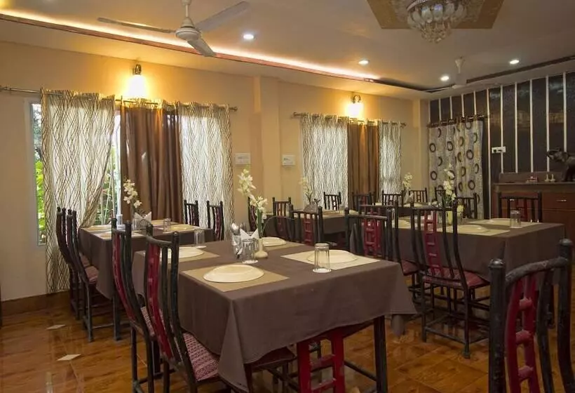 Hotelli Ruposhi Bangla Eco Resort By Oyo