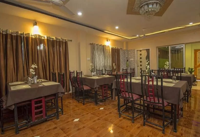 Hotelli Ruposhi Bangla Eco Resort By Oyo