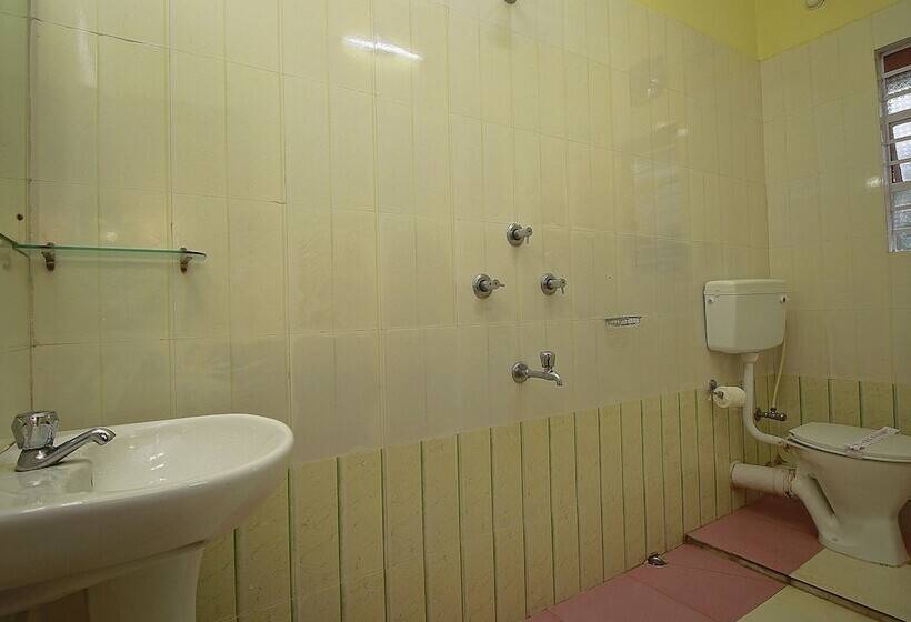 בית מלון כפרי Ruposhi Bangla Eco Resort By Oyo