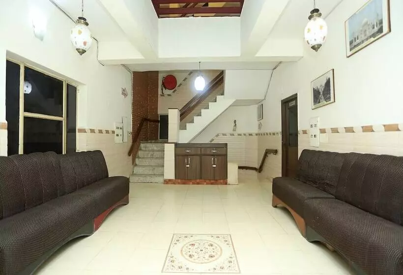 ホテル Sai President By Oyo