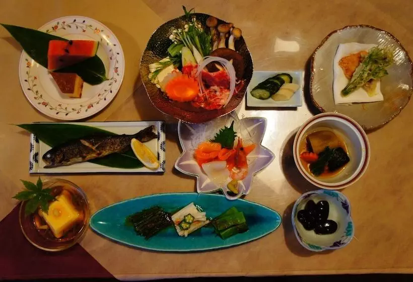 ریوکان Ele Hotel Onsen Ryokufutei