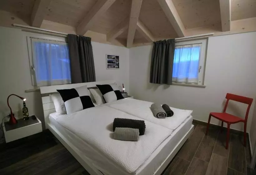 La Costa Bed & Breakfast