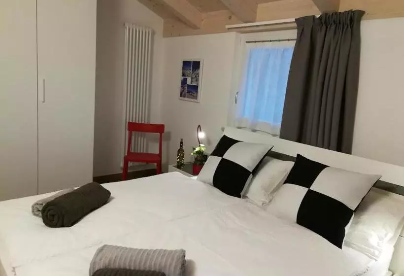 La Costa Bed & Breakfast