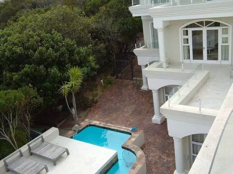 پانسیون 115 On Beachy Head Drive Guest House